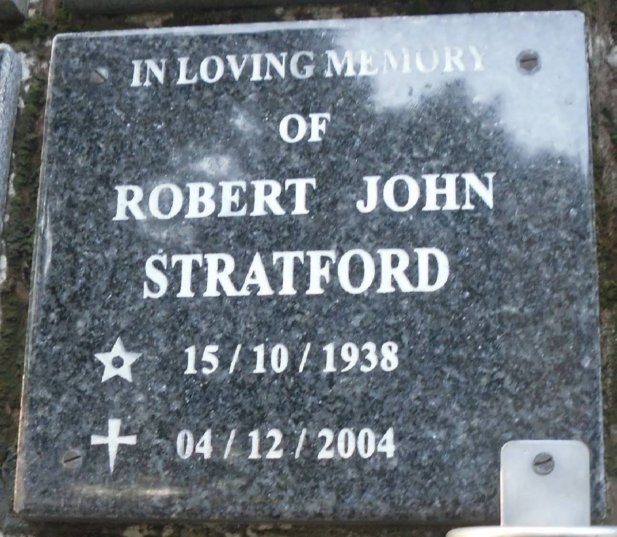 STRATFORD Robert John 1938-2004