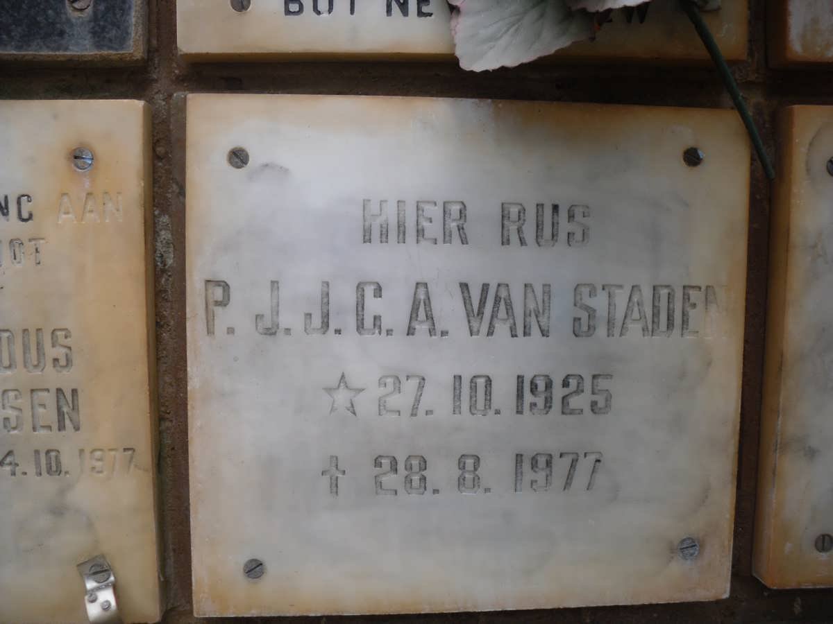 STADEN P.J.J.C.A., van 1925-1977