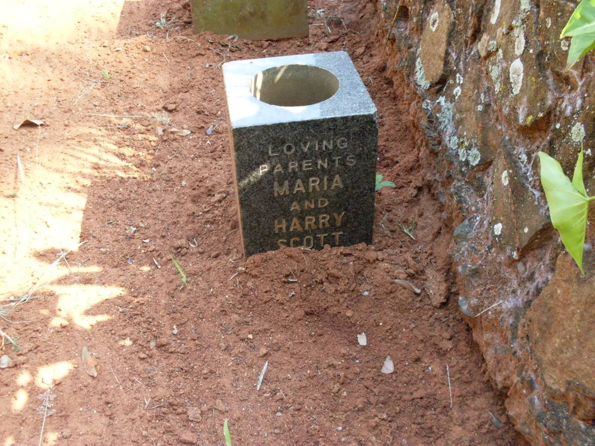 SCOTT Harry &amp; Maria