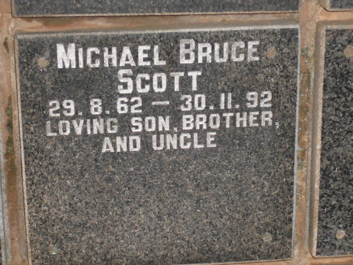 SCOTT Michael Bruce 1962-1992