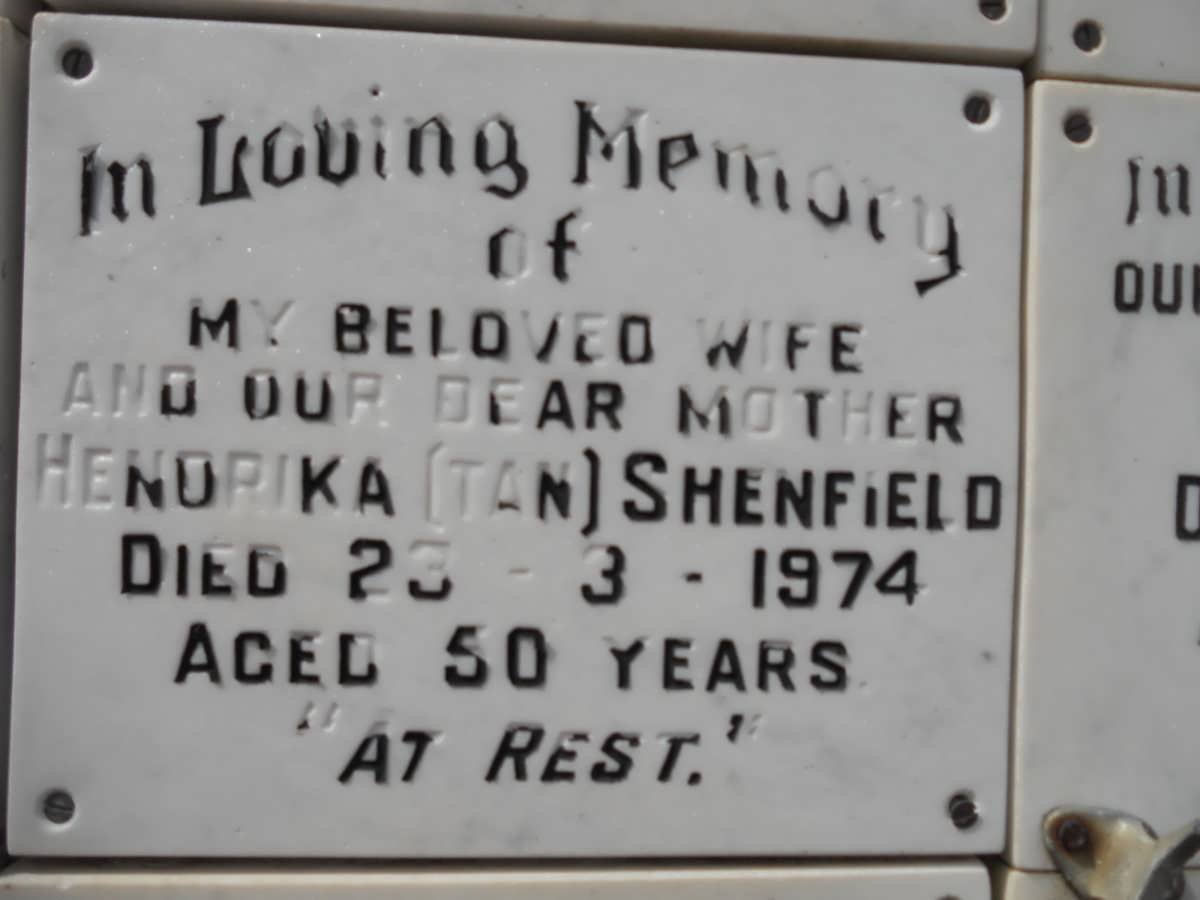 SHENFIELD Hendrika -1974