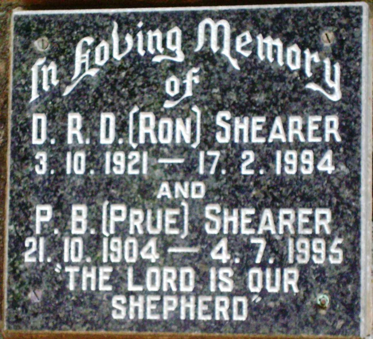 SHEARER D.R.D. 1921-1994 &amp; P.B. 1904-1995