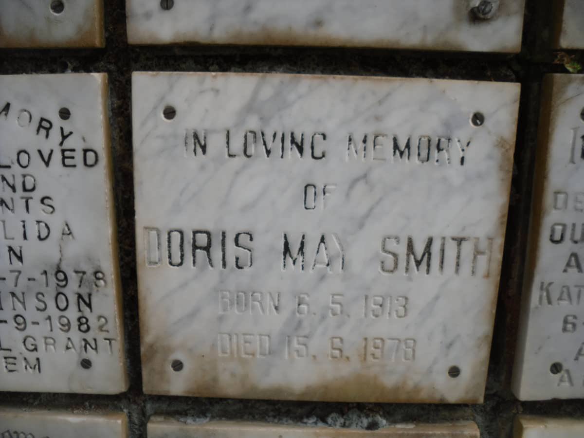SMITH Doris May 1913-1978