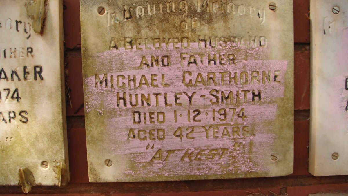 SMITH Michael Garthorne, Huntley -1974