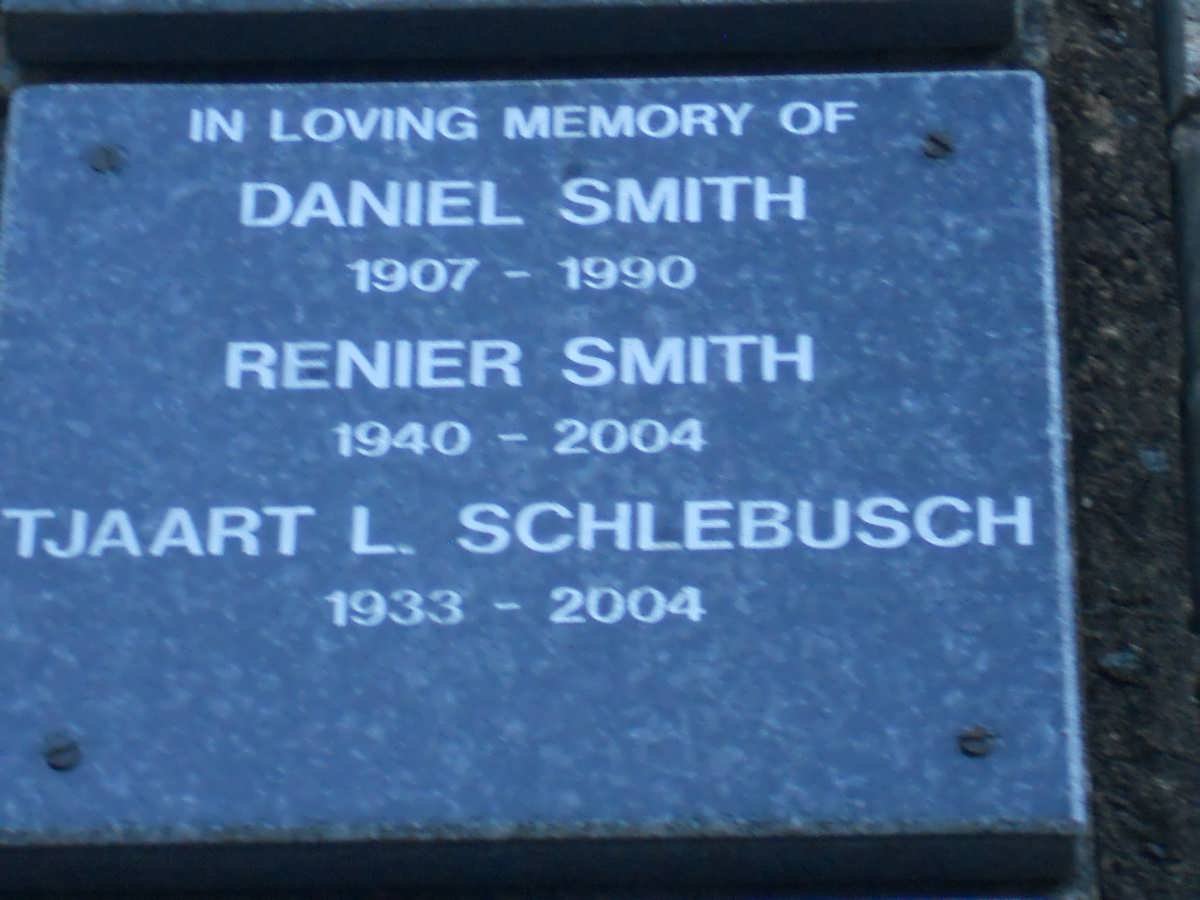 SMITH Daniel 1907-1990 :: SMITH Renier 1940-2004 :: SCHLEBUSCH Tjaart L. 1933-2004