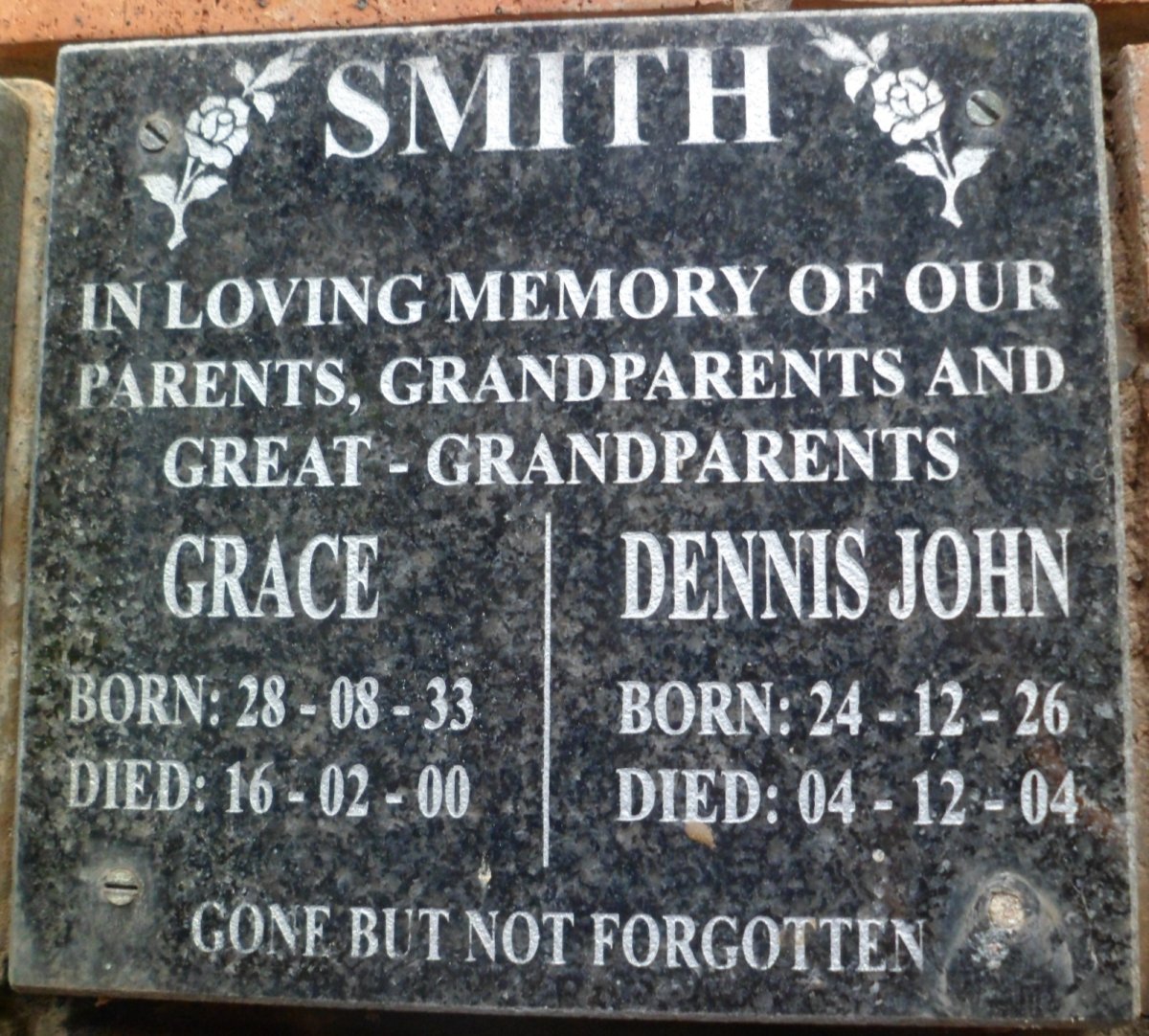SMITH Dennis John 1926-2004 &amp; Grace 1933-2000