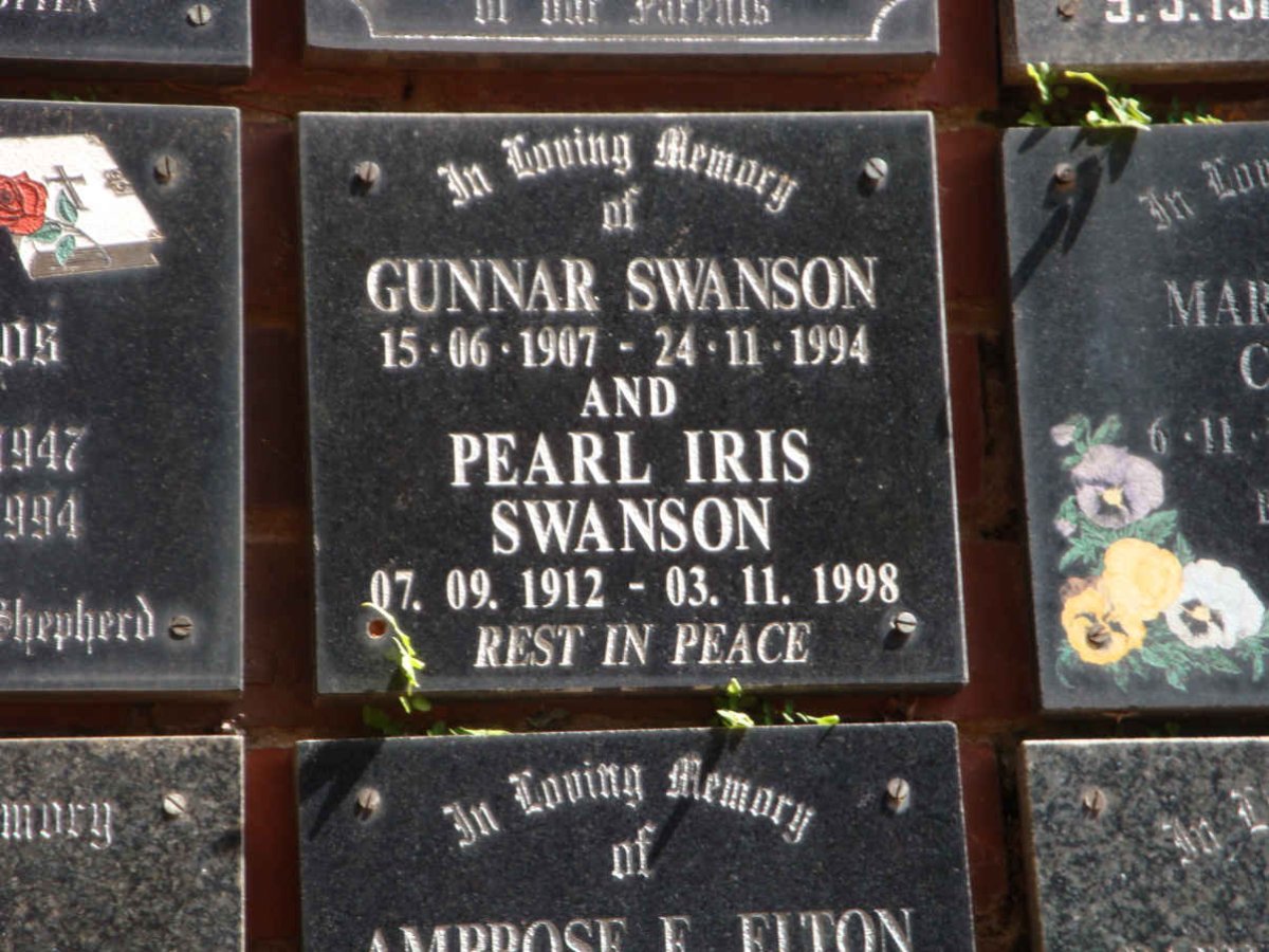 SWANSON Gunnar 1907-1994 &amp; Pearl Iris 1912-1998