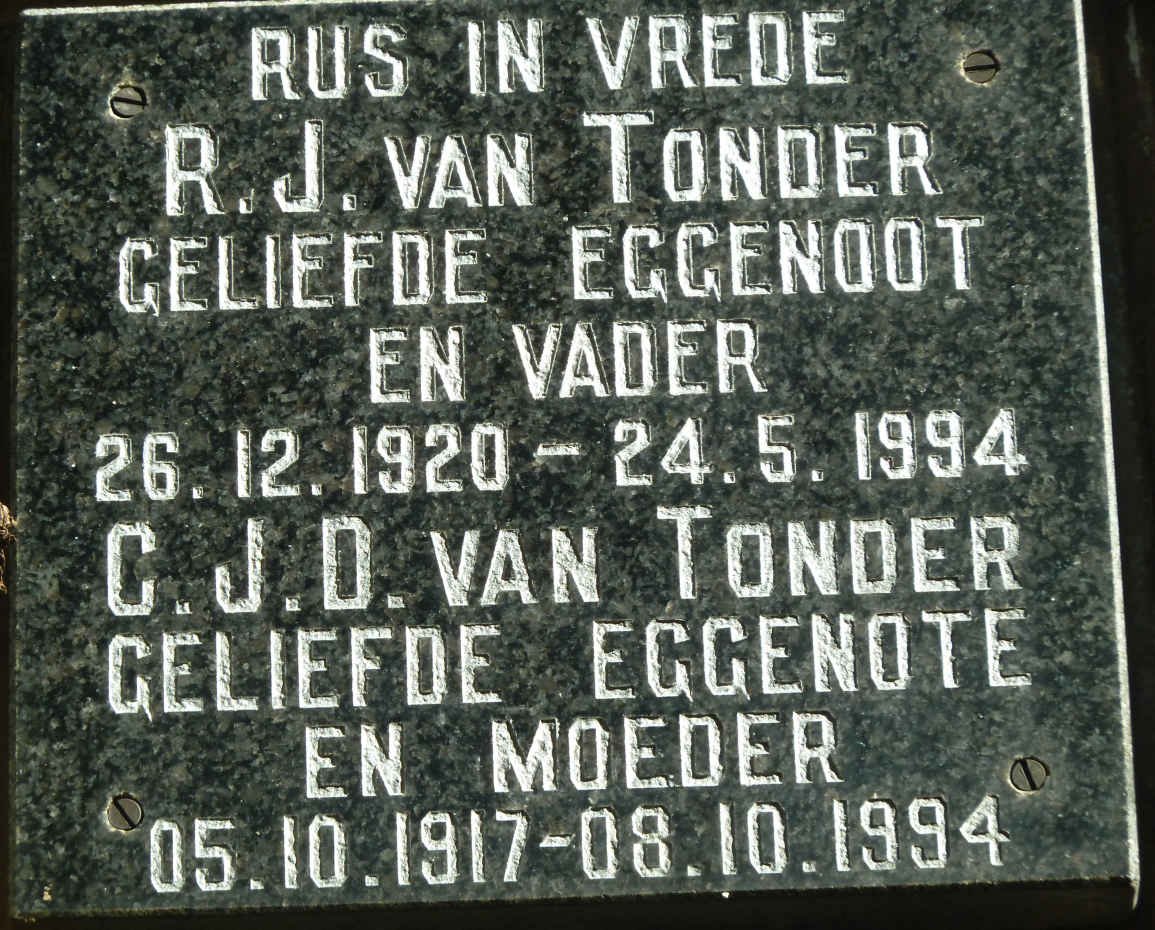 TONDER R.J., van 1920-1994 &amp; C.J.D. 1917-1994