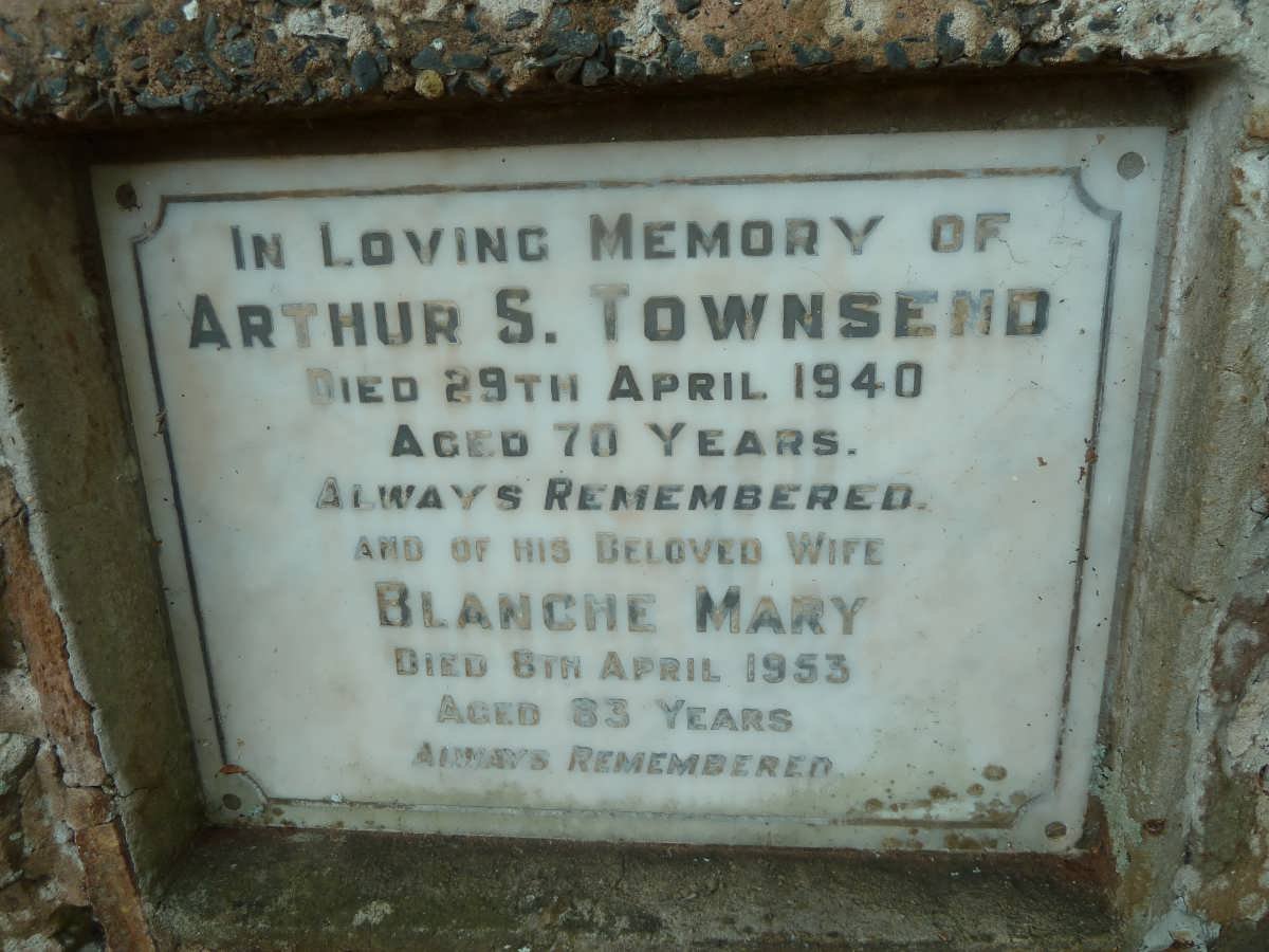 TOWNSEND Arthur S. -1940 &amp; Blanche Mary -1953