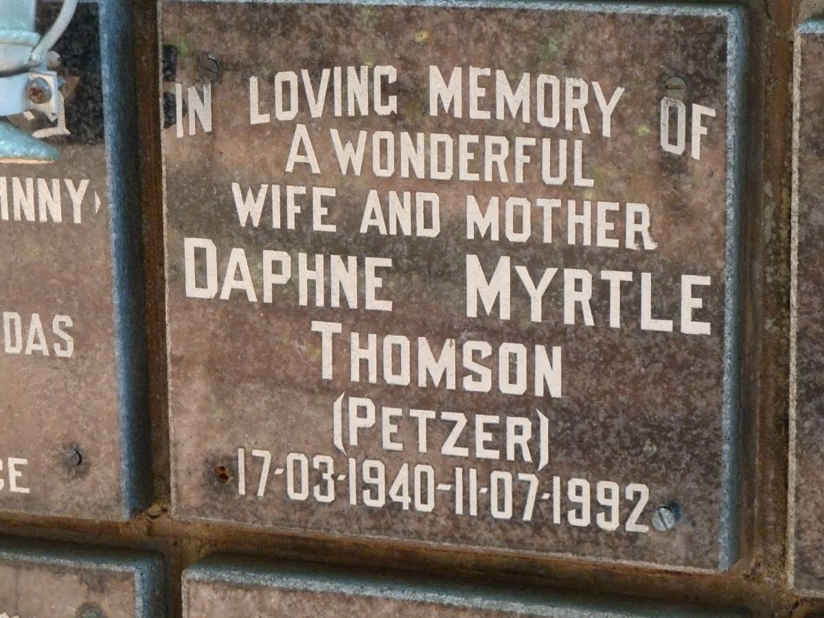 THOMSON Daphne Myrtle nee PETZER 1940-1992