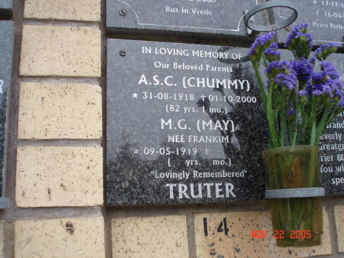 TRUTER A.S.C. 1918-2000 &amp; M.G. FRANKIM 1919-