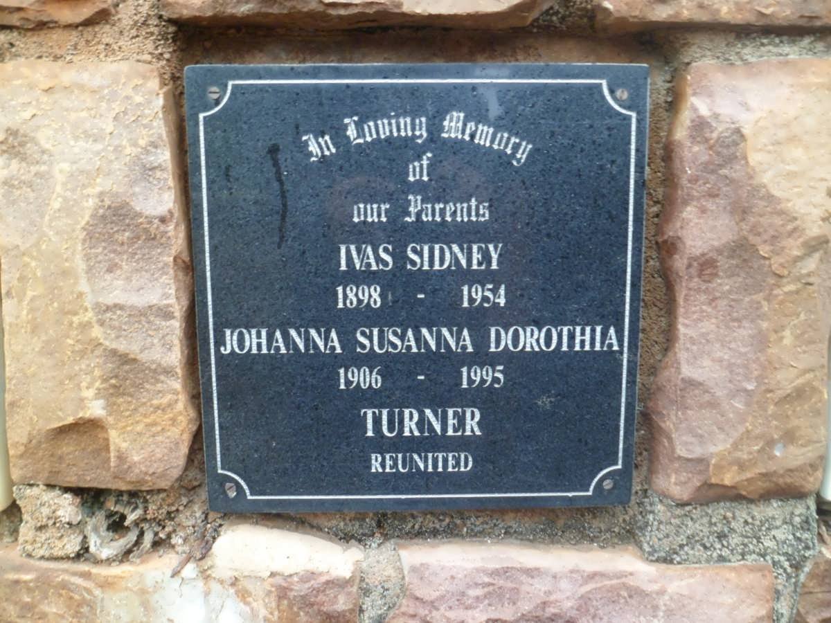 TURNER Ivas Sidney 1898-1954 &amp; Johanna Susanna Dorothia 1906-1995