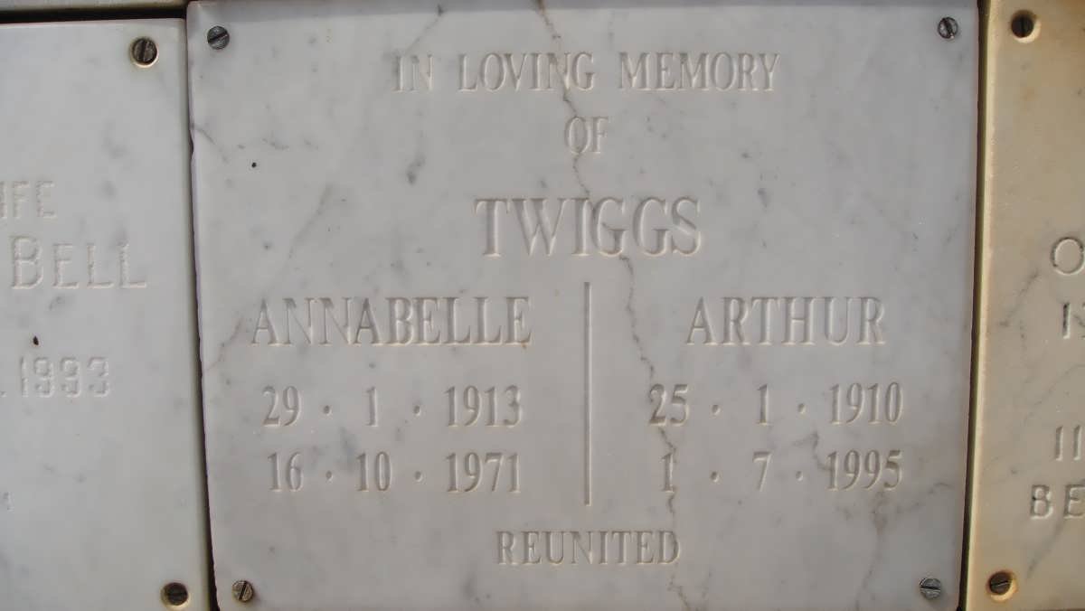 TWIGGS Arthur 1910-1995 &amp; Annabelle 1913-1971
