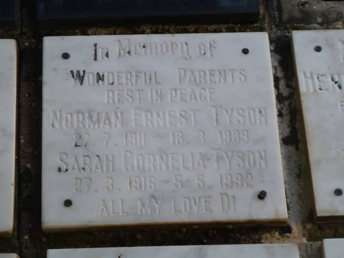 TYSON Norman Ernest 1911-1989 &amp; Sarah Cornelia 1916-1992
