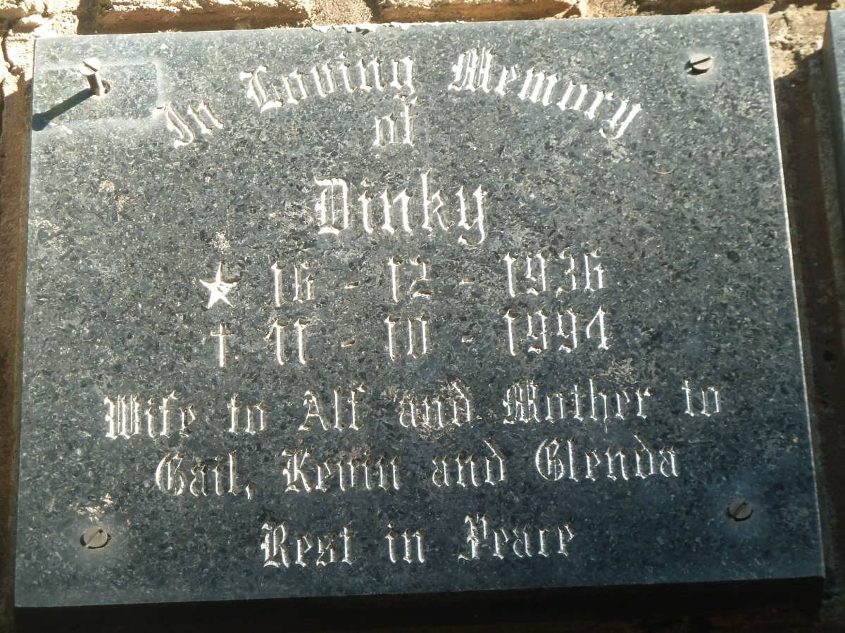 ? Dinky 1936-1994
