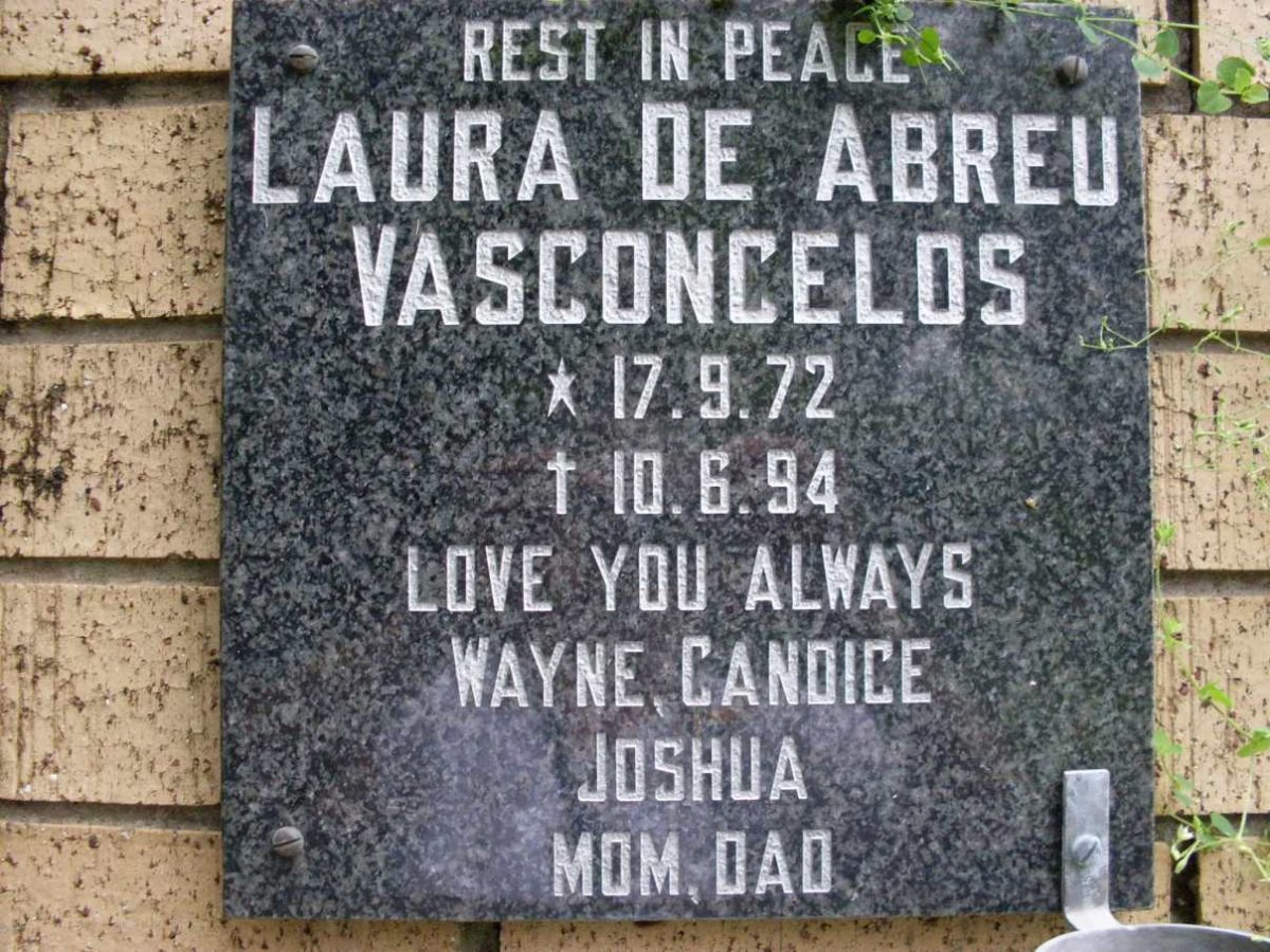 VASCONCELOS Laura De Abreu 1972-1994