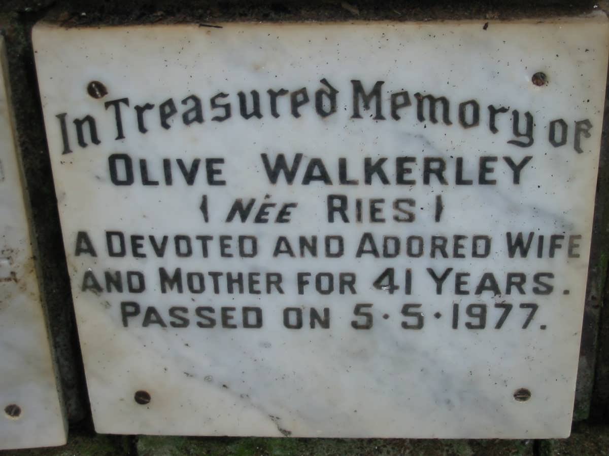 WALKERLEY Olive nee RIES -1977