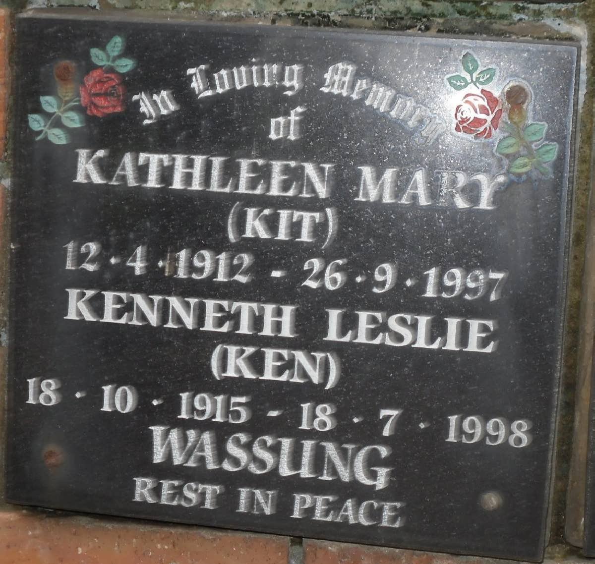 WASSUNG Kenneth Leslie 1915-1998 &amp; Kathleen Mary 1912-1997