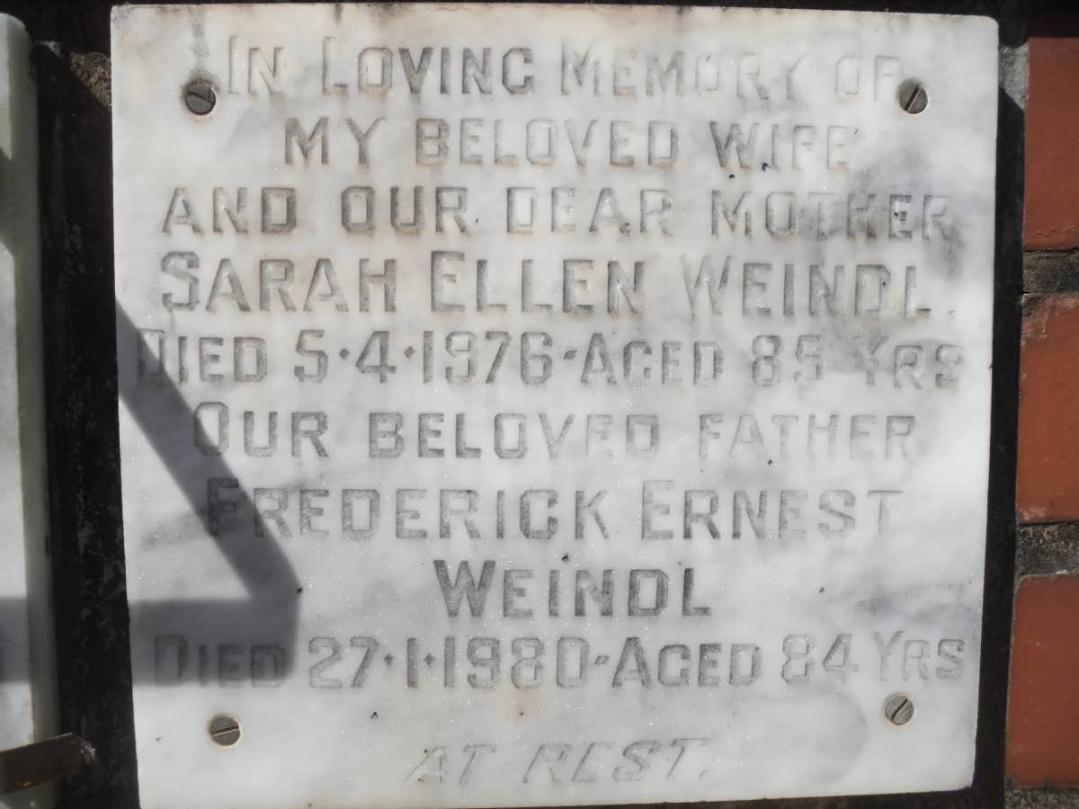 WEINDL Frederick Ernest -1980 &amp; Sarah Ellen -1976