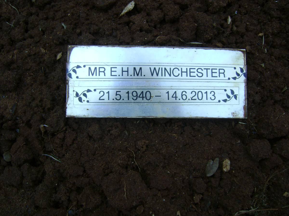 WINCHESTER E.H.M. 1940-2013