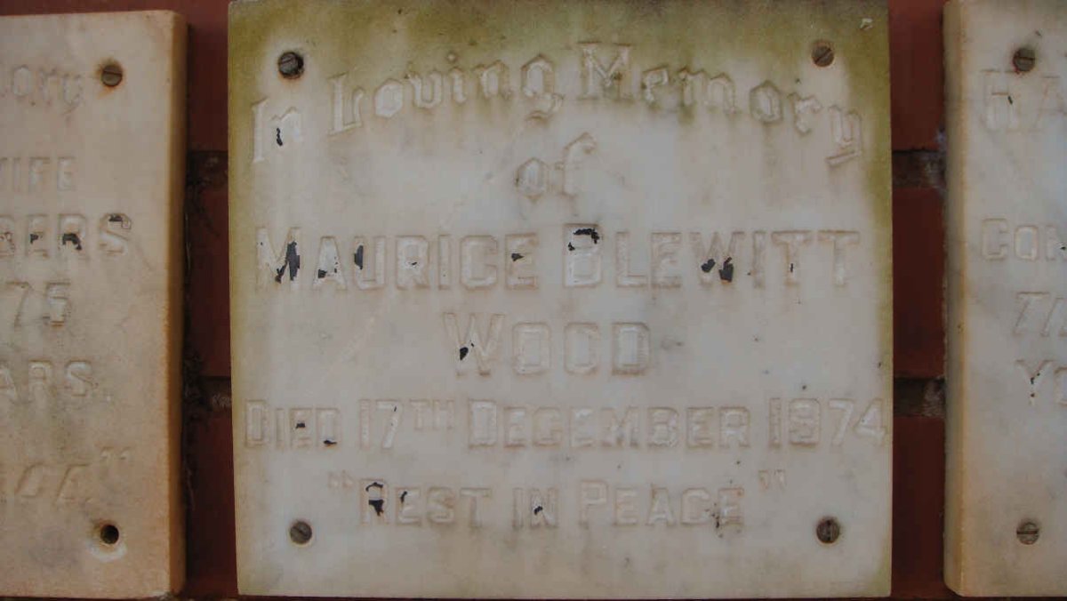 WOOD Maurice Blewitt -1974