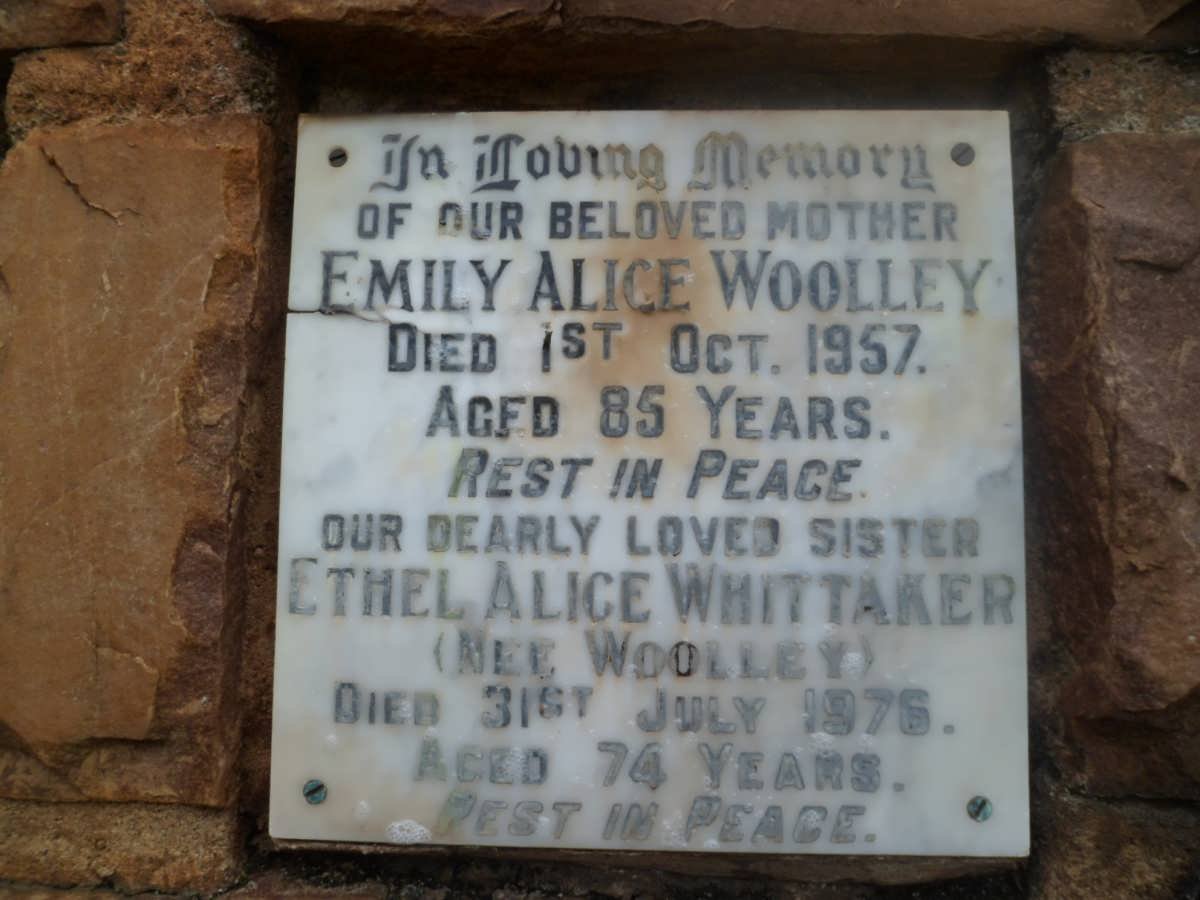 WOOLLEY Emily Alice -1957 :: WHITTAKER Ethel Alice nee WOOLLEY -1976
