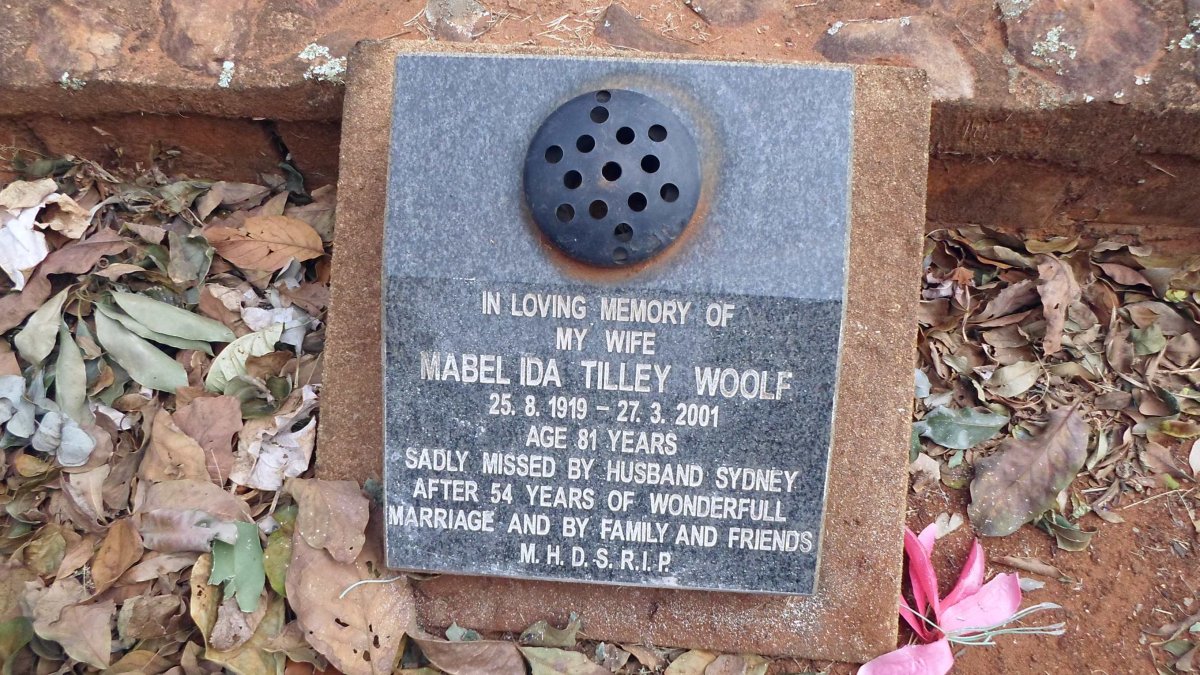 WOOLF Mabel Ida Tilley 1919-2001