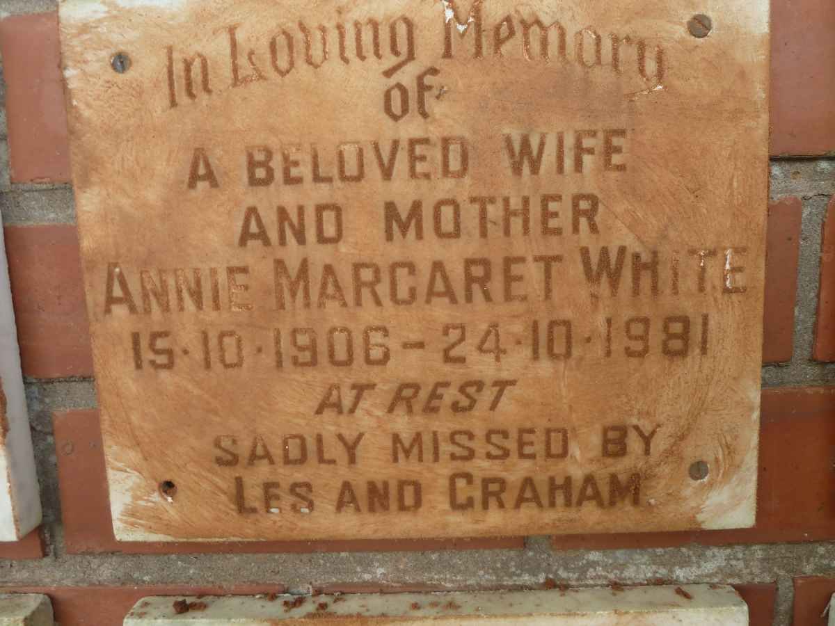 WHITE Annie Margaret 1906-1981