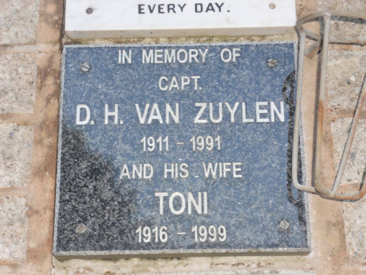 ZUYLEN D.H., van 1911-1991 &amp; Toni 1916-1999