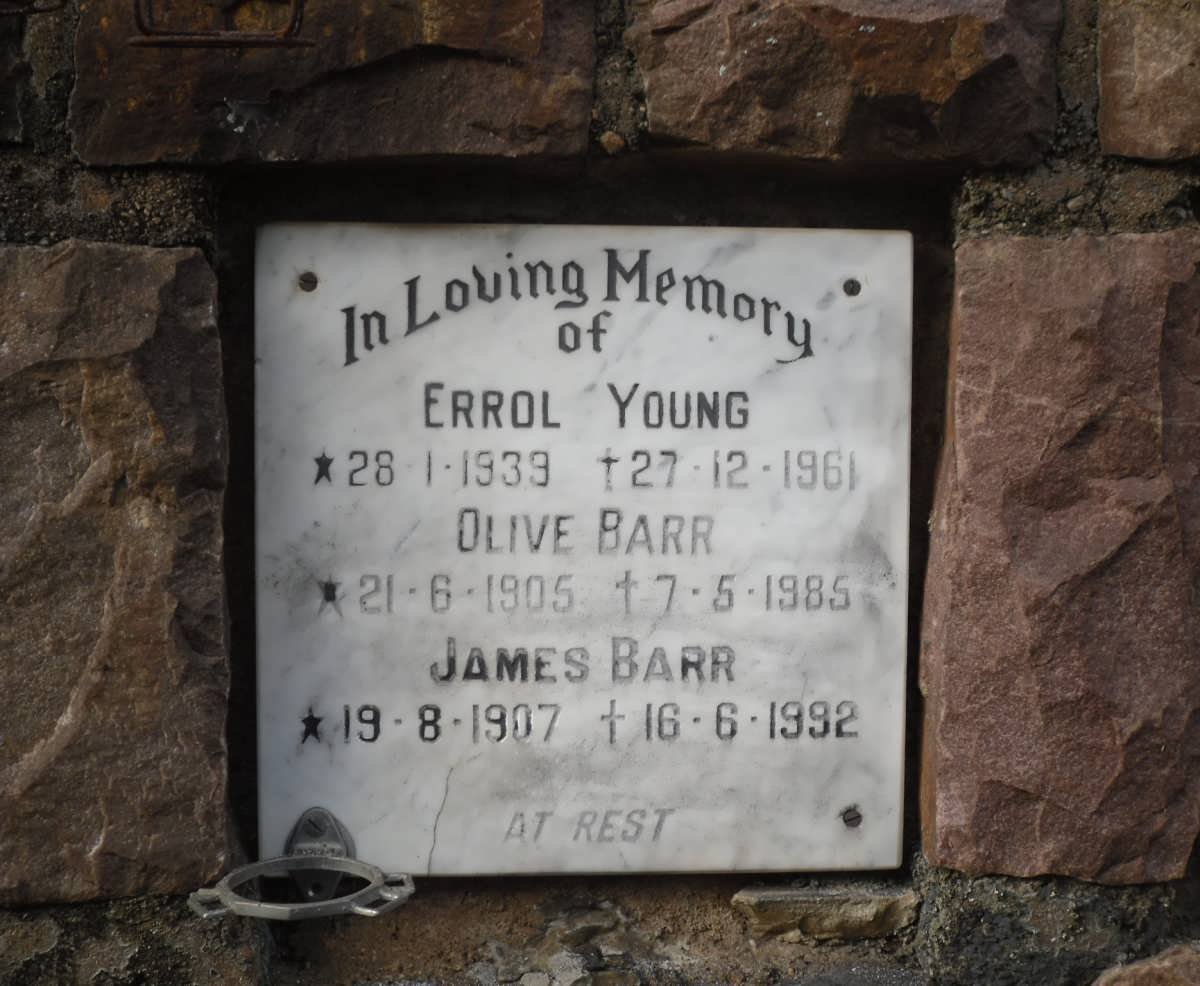 YOUNG Errol 1939-1961 :: BARR Olive 1905-1985 :: BARR James 1907-1992