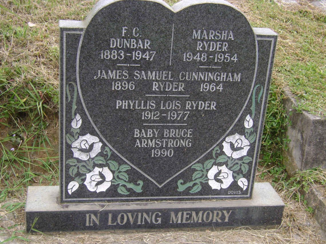 DUNBAR F.C. 1883-1947 :: RYDER Marsha 1948-1954 :: RYDER James Samuel Cunningham 1896-1964 :: RYDER Phyllis Lois 1912-1977
