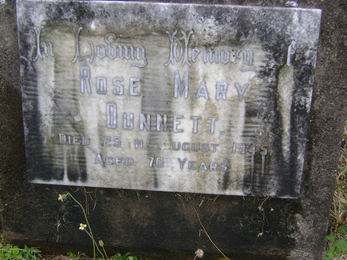 DUNNETT Rose Mary -1945