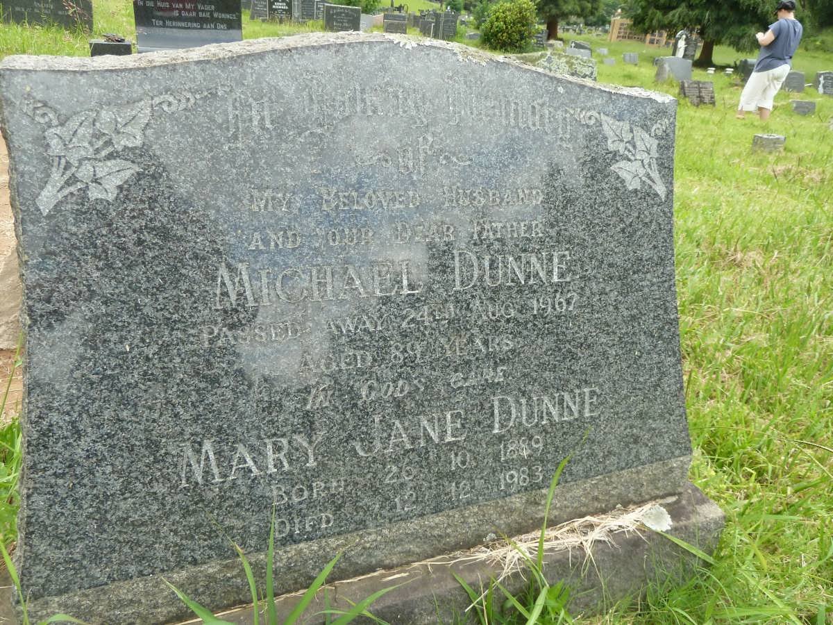 DUNNE Michael 1878-1967 &amp; Mary Jane 1889-1983