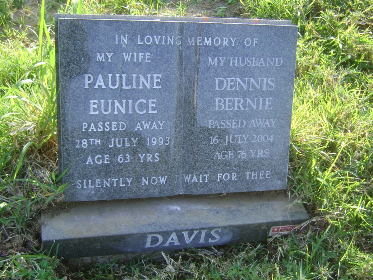 DAVIS Dennis Bernie -2004 &amp; Pauline Eunice -1993