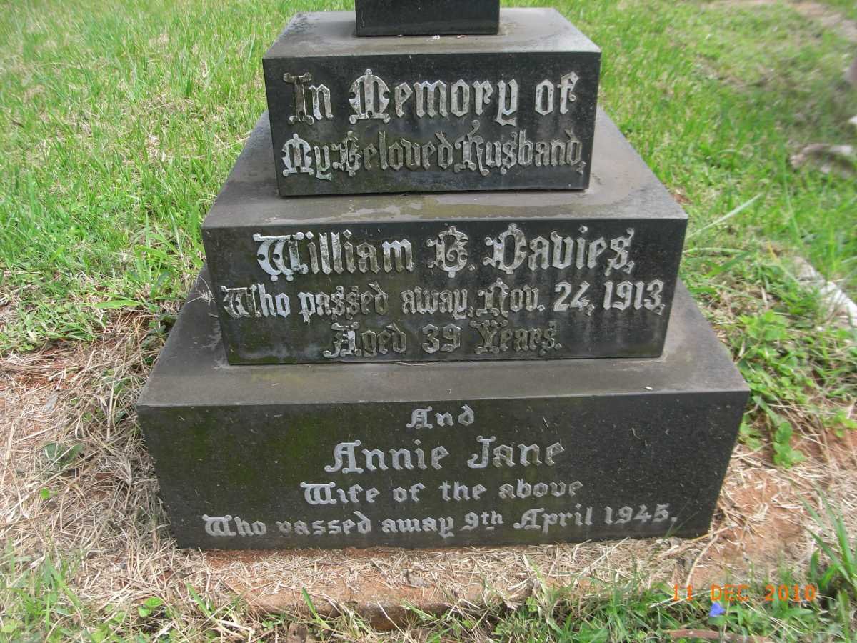 DAVIES William B. -1913 &amp; Annie Jane -1945