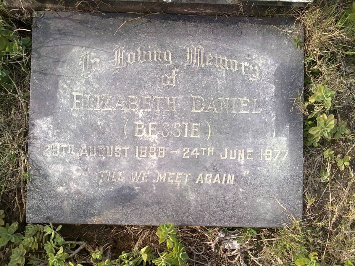 DANIEL Elizabeth 1898-1977