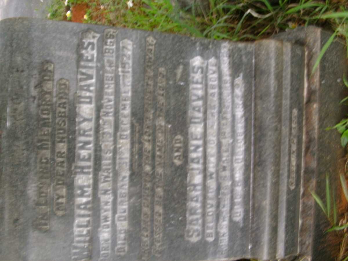 DAVIES William Henry 1866-1927 &amp; Sarah Jane -1944