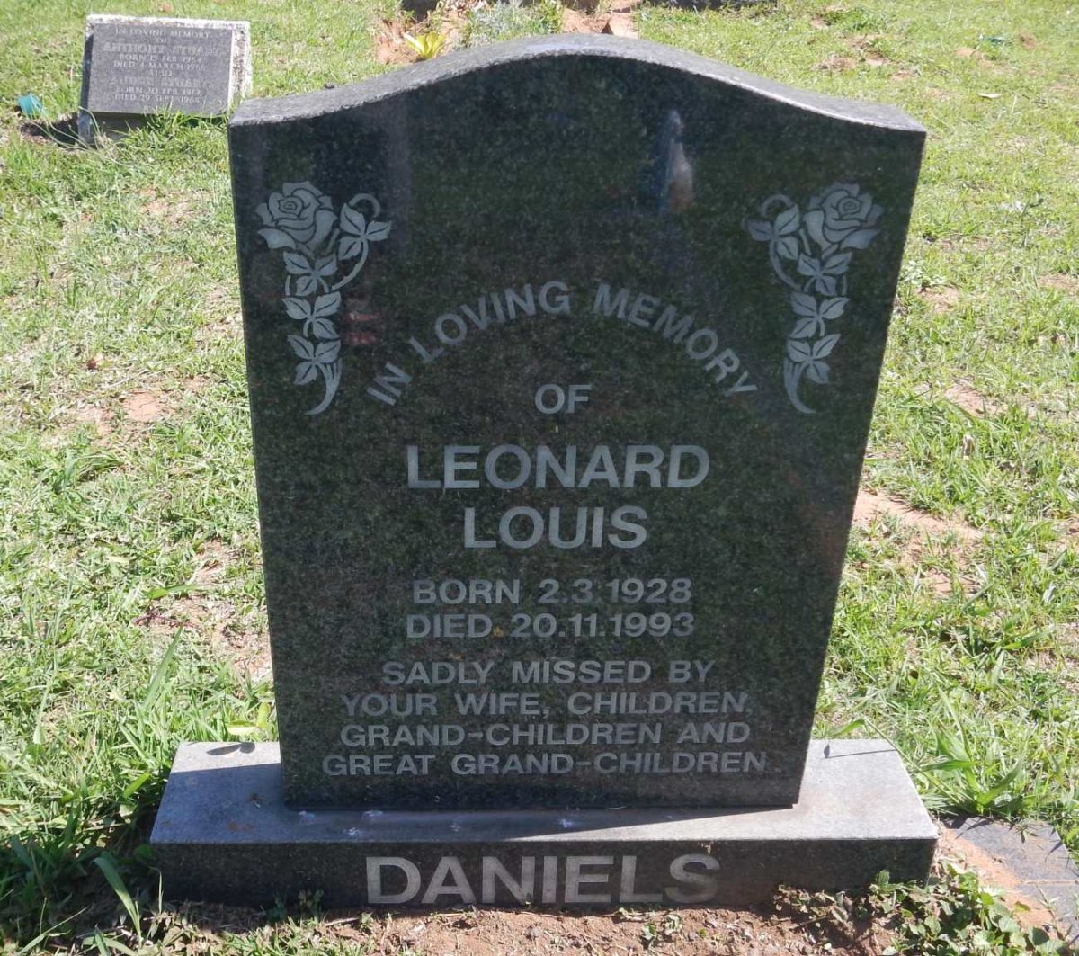 DANIELS Leonard Louis 1928-1993