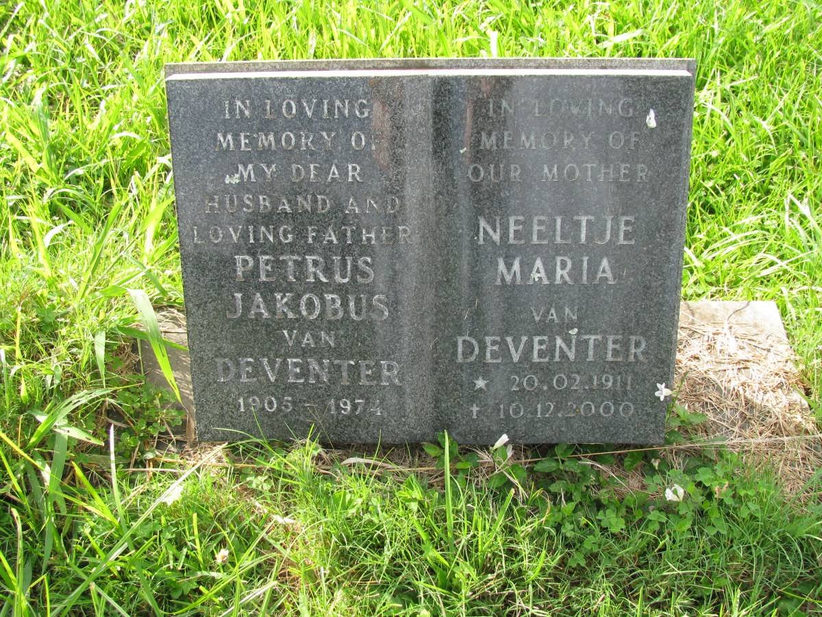 DEVENTER Petrus Jakobus, van 1905-1974 &amp; Neeltje Maria 1911-2000