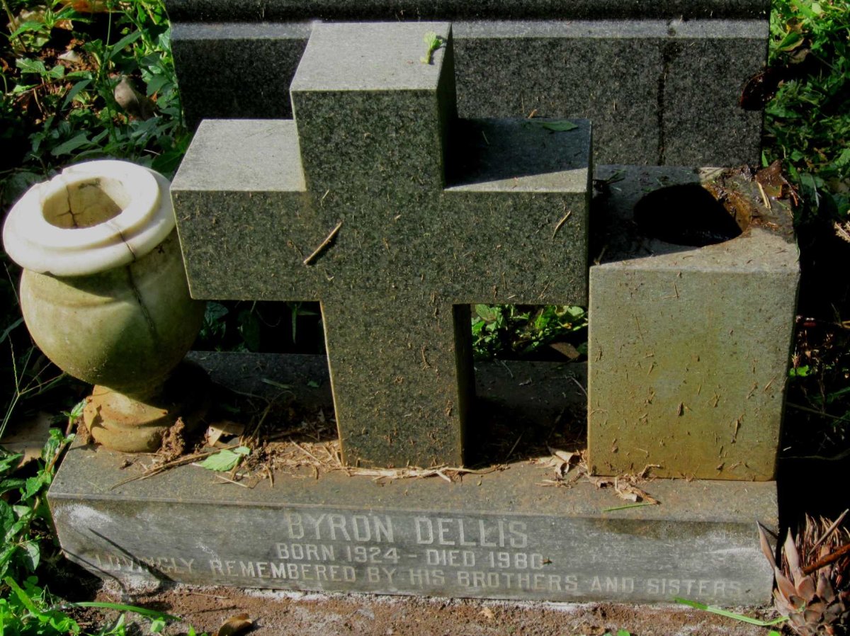 DELLIS Byron 1924-1980