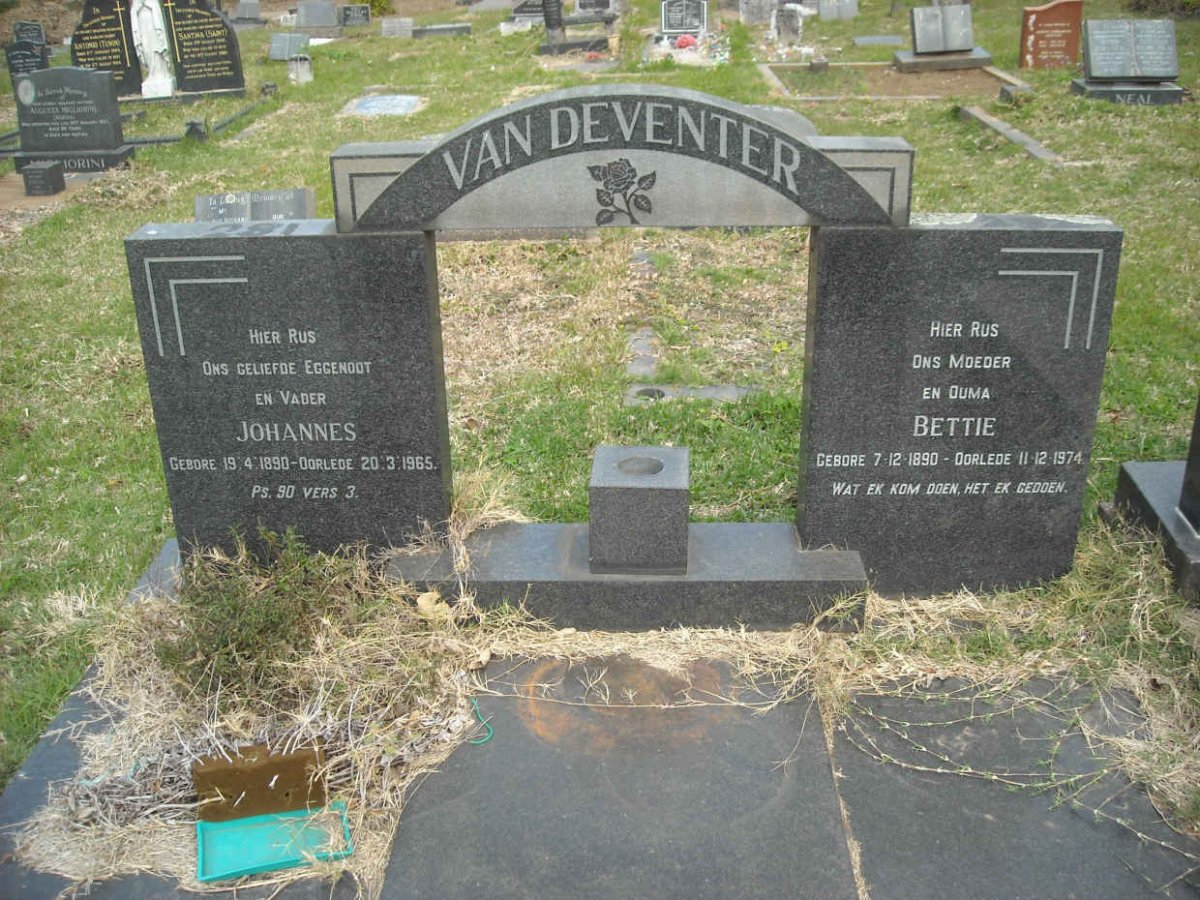 DEVENTER Johannes, van 1890-1965 &amp; Bettie 1890-1974