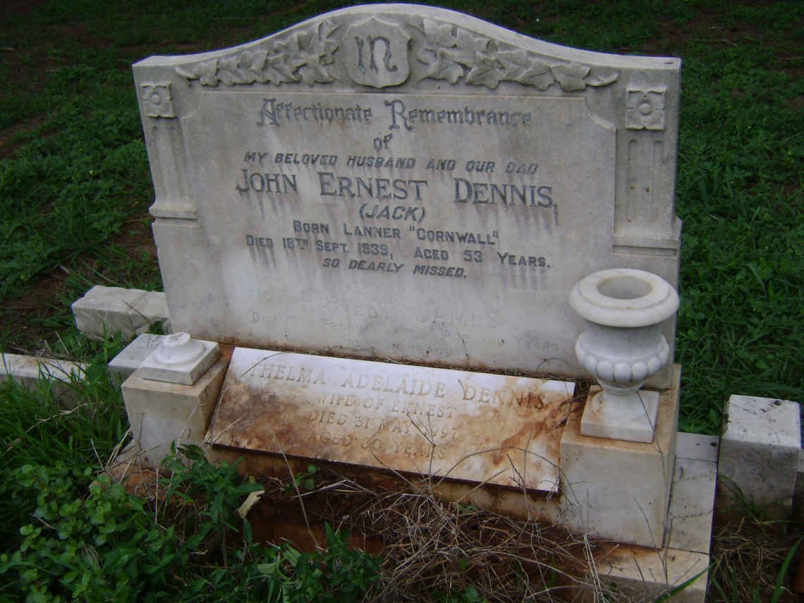 DENNIS John Ernest -1939 &amp; Thelma Adelaide -1997