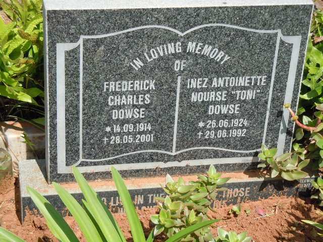 DOWSE Frederick Charles 1914-2001 &amp; Inez Antoinette Nourse 1924-1992