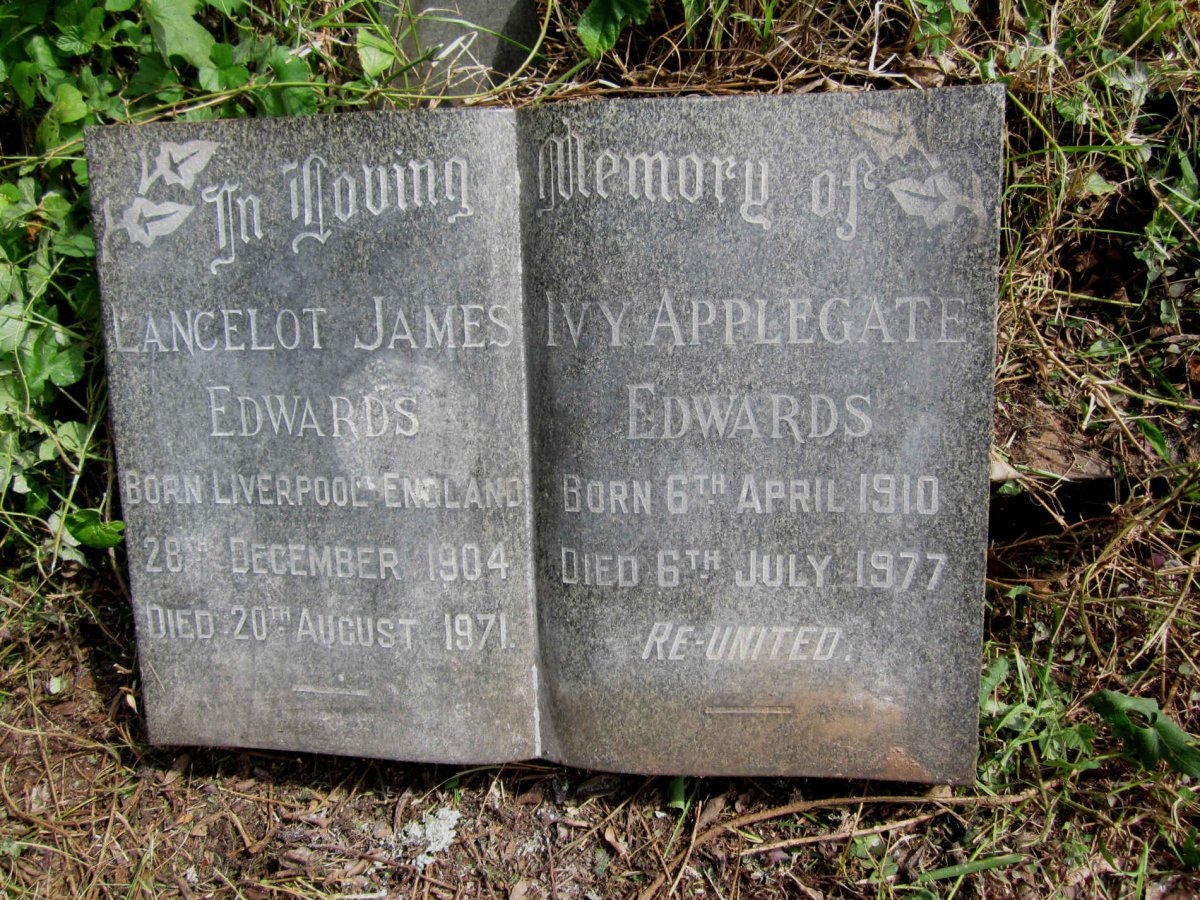 EDWARDS Lancelot James 1904-1971 &amp; Ivy Applegate 1910-1977