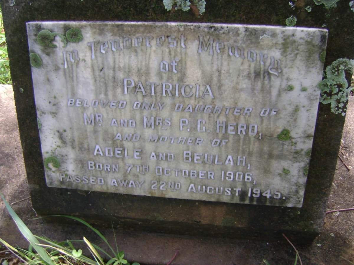 EDWARDS Patricia 1906-1945