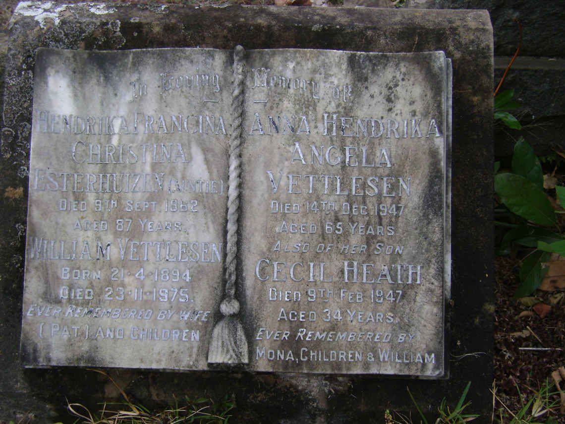 ESTERHUIZEN Hendrika Francina Christina -1962 :: VETTLESEN William 1894-1975 :: VETTLESEN Anna Hendrika Angela -1947