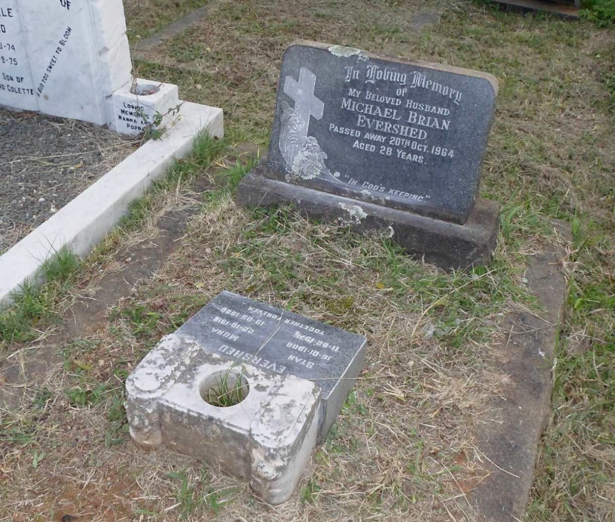 EVERSHED Stan 1908-1975 &amp; Mona 1916-1990 :: EVERSHED Michael Brian -1964