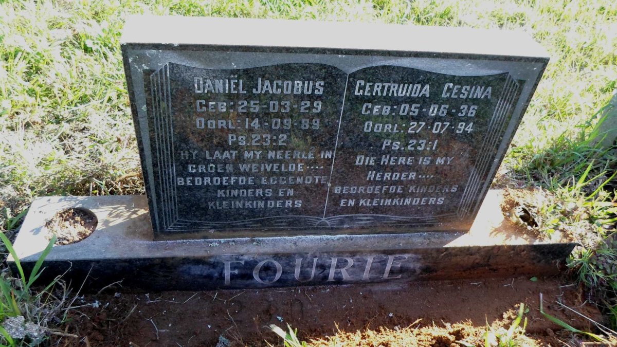 FOURIE Daniël Jacobus 1929-1989 &amp; Gertruida Gesina 1936-1994