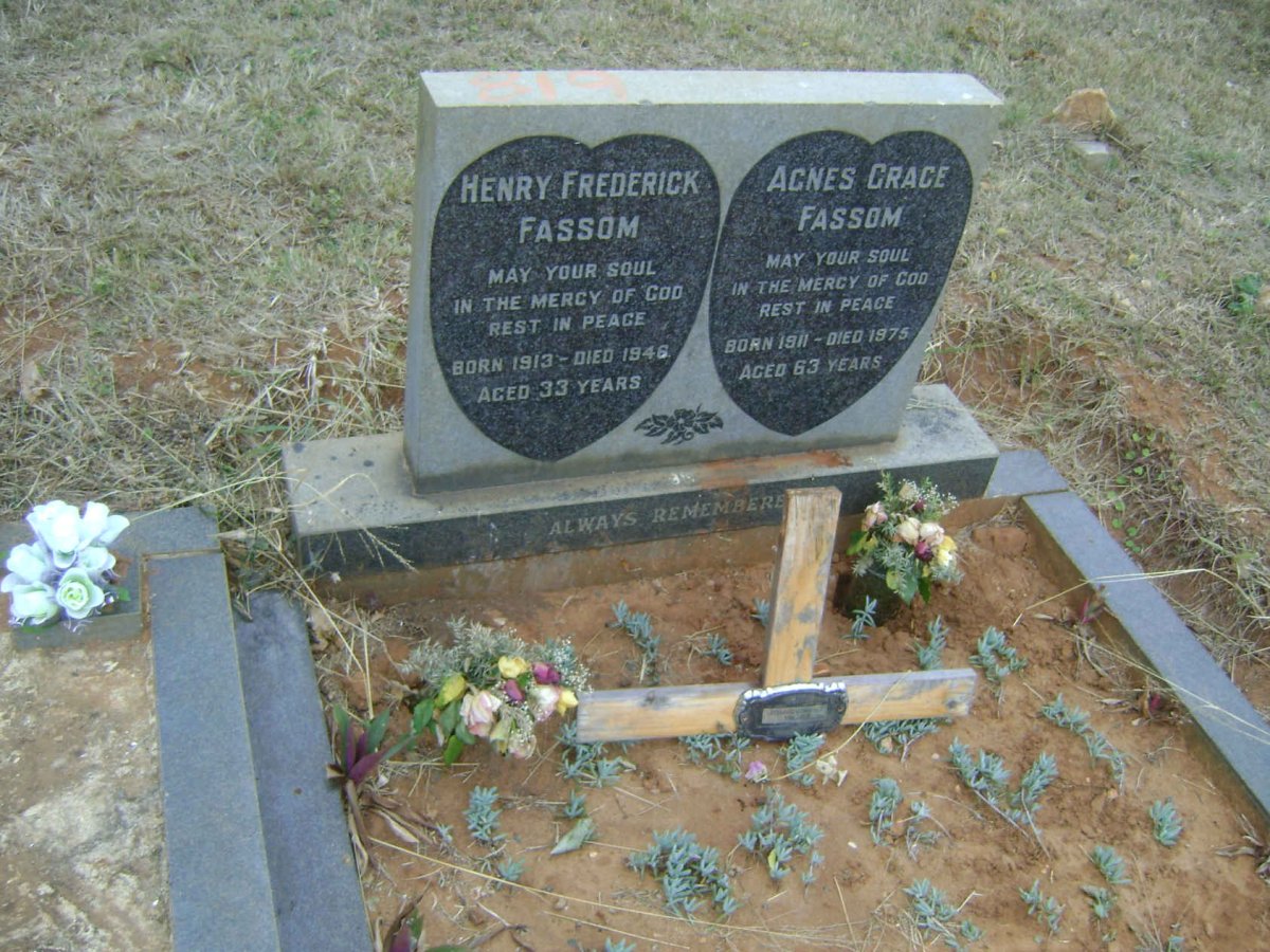 FASSOM Henry Frederick 1913-1946 :: FASSOM Agnes Grace 1911-1975 :: DANIELS Leonard V. 1949-2014