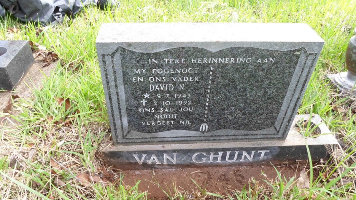 GHUNT David N., van 1943-1992